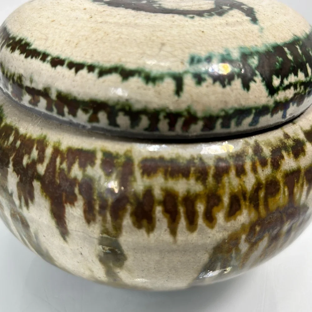 Art Studio Handmade Artist Signed Green Iridescent Glaze Pottery Lidded Urn Jar